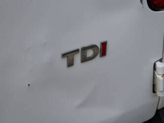 2012-volkswagen-caddy-1448184-46862471