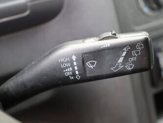 2012-volkswagen-caddy-1448184-46862479