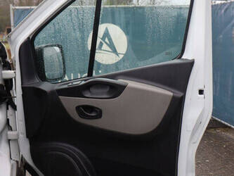 2019-renault-trafic-1448188-46862672