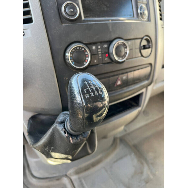 2012 Mercedes-Benz SPRINTER-46862817