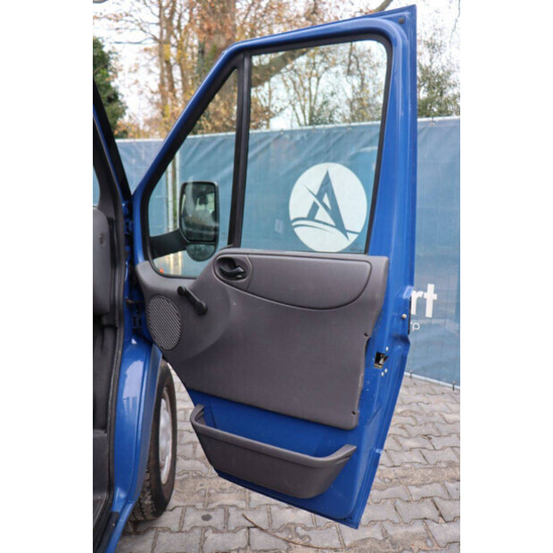 2001 Ford Transit 330M CCF-46862862