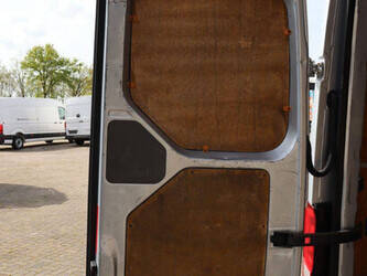 2020-volkswagen-e-crafter-46862965