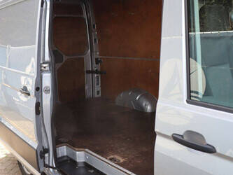 2020-volkswagen-e-crafter-46862970