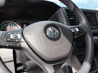 2020-volkswagen-e-crafter-46862982