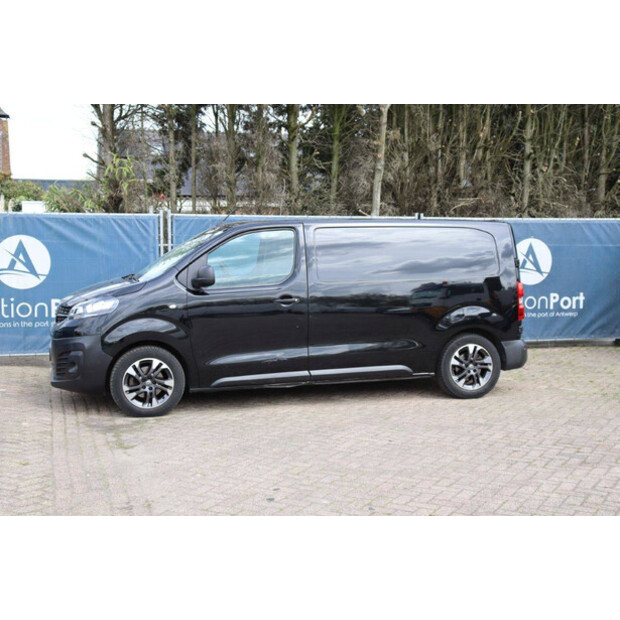 2021 أوبل Vivaro-46863071