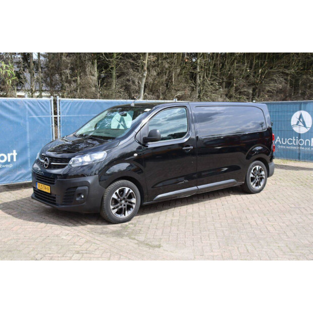 2021 أوبل Vivaro-46863079