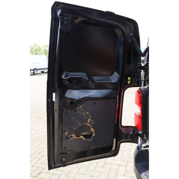 2021 أوبل Vivaro-46863095