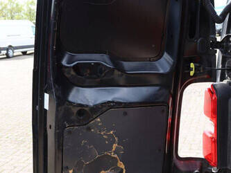 2021-opel-vivaro-1448198-46863095