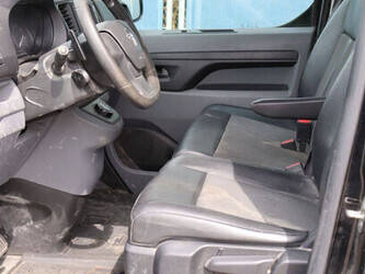 2021-opel-vivaro-1448198-46863105