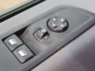 2021-opel-vivaro-1448198-46863107