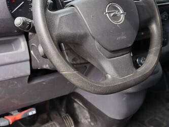 2021-opel-vivaro-1448198-46863109