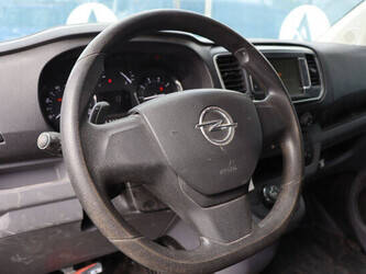 2021-opel-vivaro-1448198-46863110