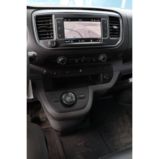 2021 أوبل Vivaro-46863119