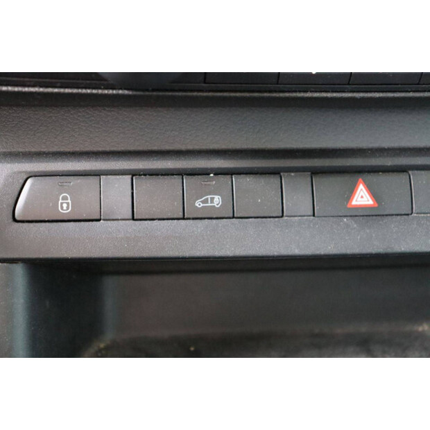 2021 أوبل Vivaro-46863124