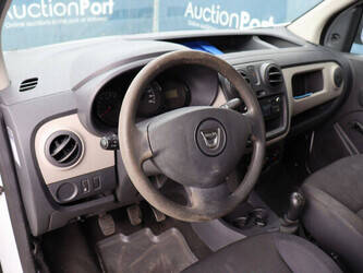 2015-dacia-dokker-1448199-46863165