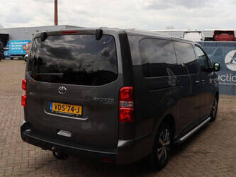2019-toyota-proace-1448200-46863186