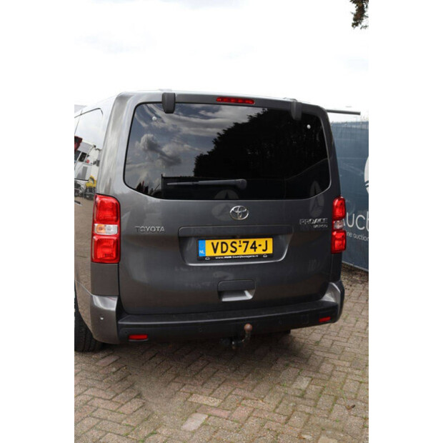 2019 تويوتا PROACE-46863198