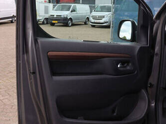 2019-toyota-proace-1448200-46863230