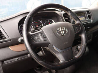 2019-toyota-proace-1448200-46863235