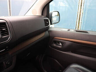 2019-toyota-proace-1448200-46863255