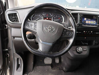 2019-toyota-proace-1448200-46863256