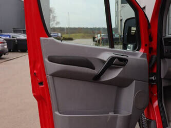 2015-volkswagen-crafter-1448201-46863279