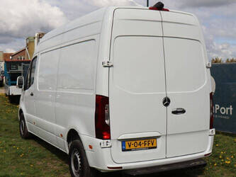 2022-mercedes-benz-sprinter-1448203-46863367