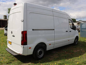 2022-mercedes-benz-sprinter-1448203-46863369