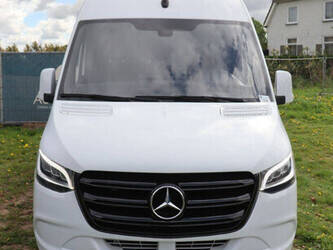 2022-mercedes-benz-sprinter-1448203-46863371