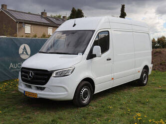 2022-mercedes-benz-sprinter-1448203-46863372