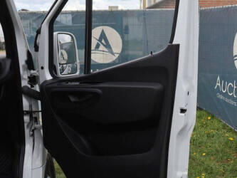 2022-mercedes-benz-sprinter-1448203-46863405