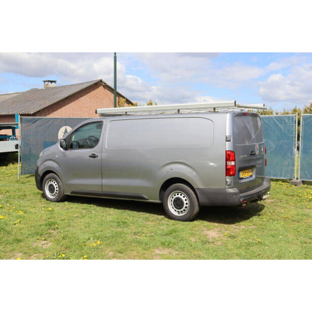 2021 بيجو Expert-46863560