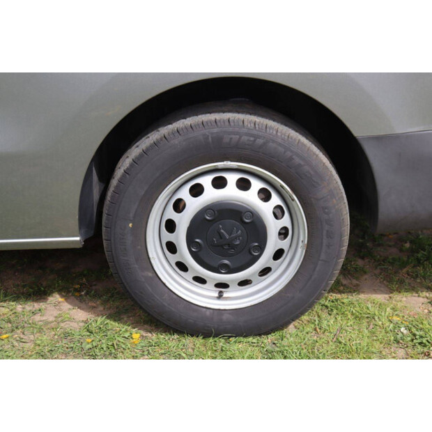 2021 بيجو Expert-46863571