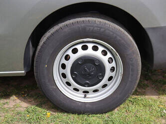 2021-peugeot-expert-1448207-46863571