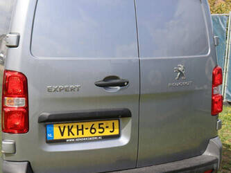 2021-peugeot-expert-1448207-46863572
