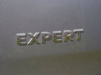 2021-peugeot-expert-1448207-46863574
