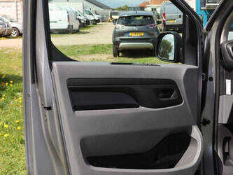 2021-peugeot-expert-1448207-46863578