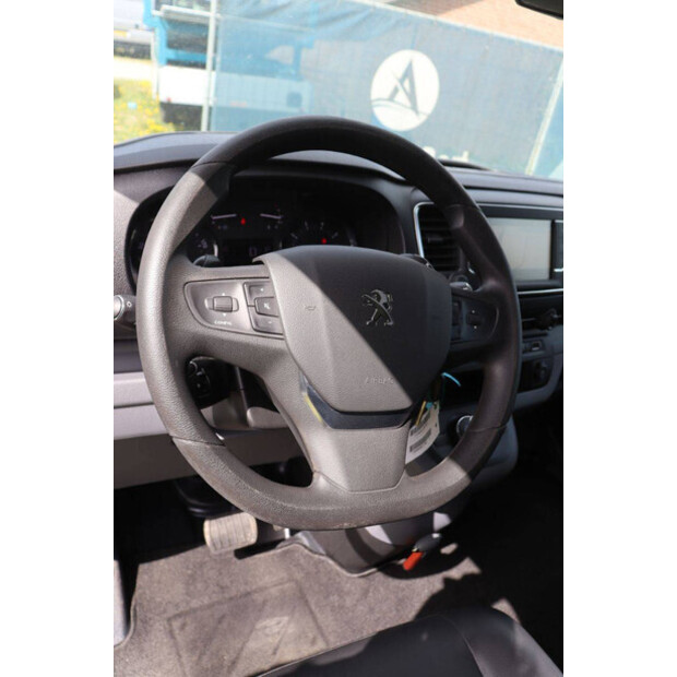 2021 بيجو Expert-46863583