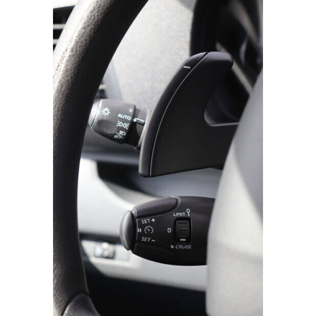 2021 بيجو Expert-46863590