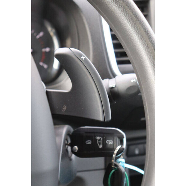 2021 بيجو Expert-46863591