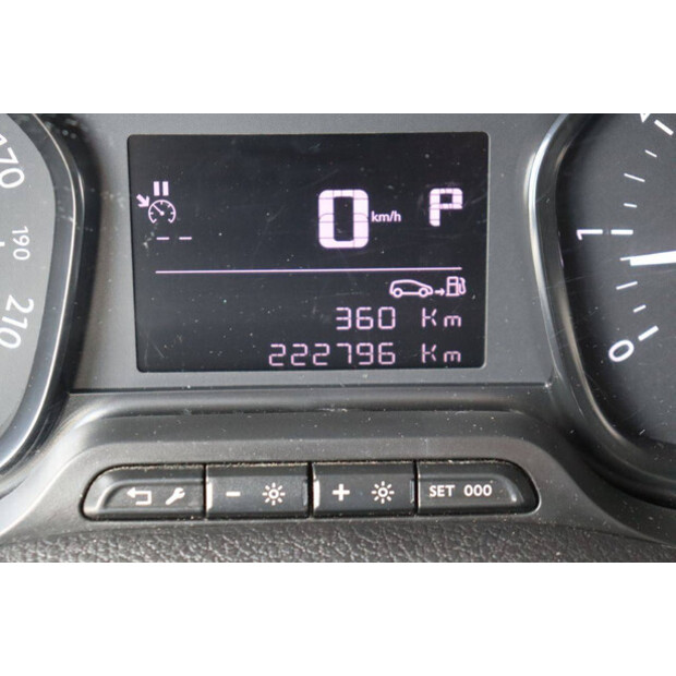 2021 بيجو Expert-46863593