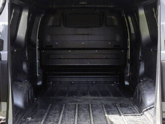 2021-peugeot-expert-1448207-46863596