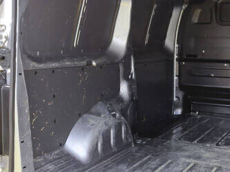 2021-peugeot-expert-1448207-46863598