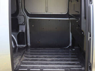 2021-peugeot-expert-1448207-46863600