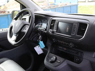 2021-peugeot-expert-1448207-46863603