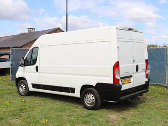 2018-peugeot-boxer-1448208-46863610