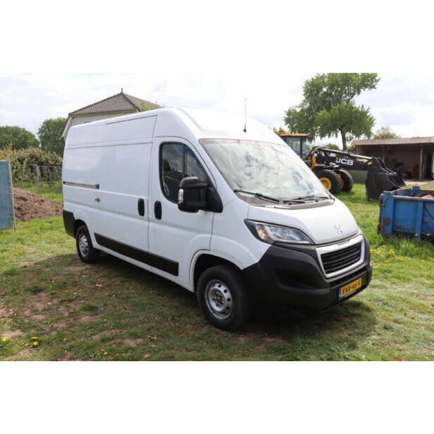 2018 Peugeot BOXER-46863614