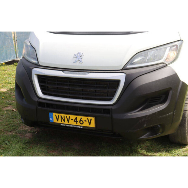 2018 Peugeot BOXER-46863617