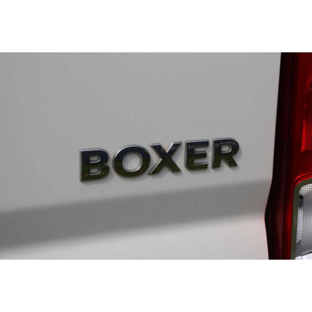 2018 Peugeot BOXER-46863624
