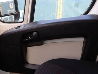 2018-peugeot-boxer-1448208-46863633